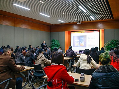 廣田涂料組織開(kāi)展產(chǎn)品技術(shù)與應(yīng)用培訓(xùn)，技術(shù)大咖“現(xiàn)身說(shuō)法“